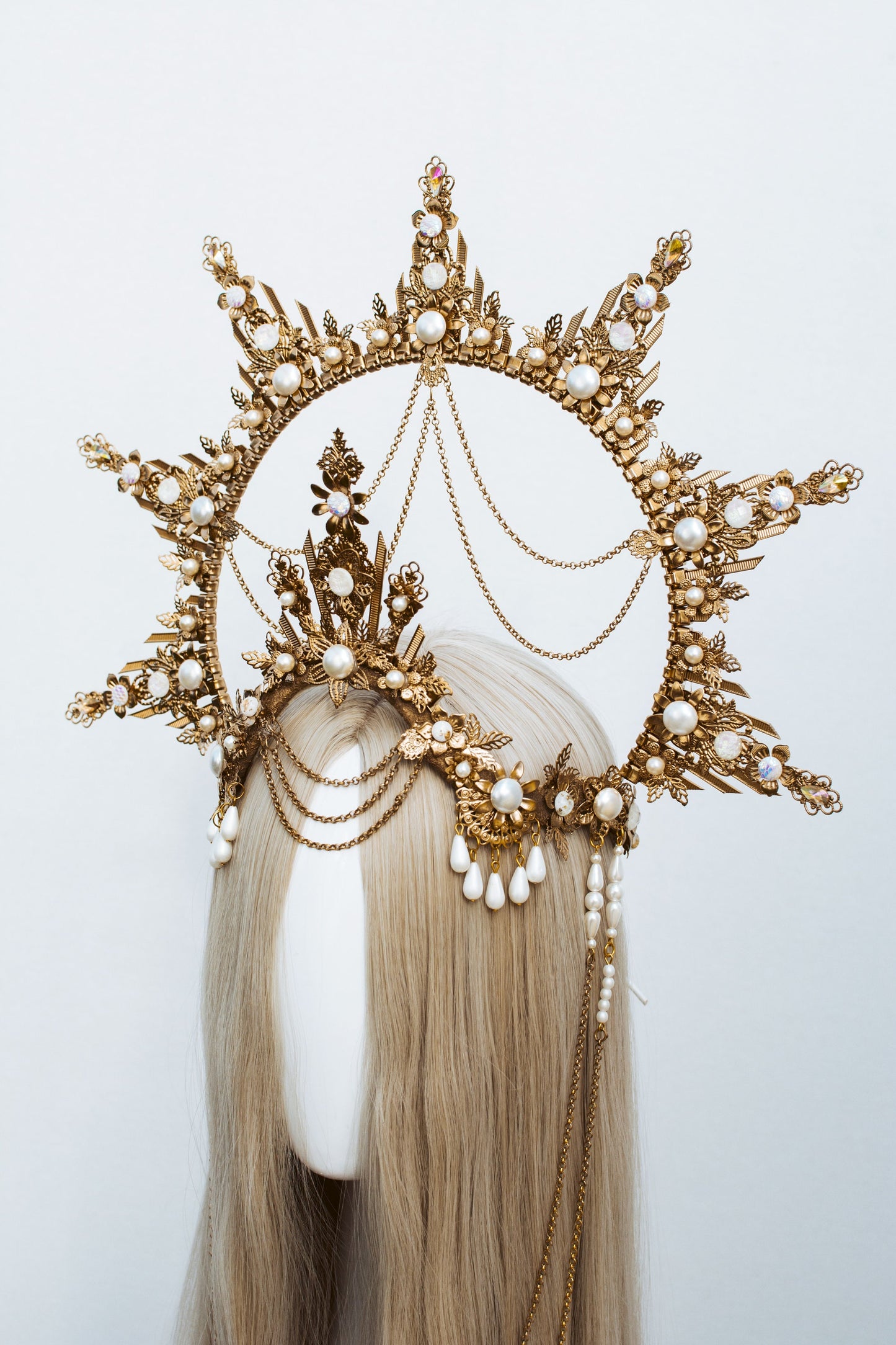 Gold Halo Crown, Celestial Headpiece, Goddess Tiara, Festival Crown, Bridal Halo, Maternity Photoshoot, Carnival Tiara, Halloween Headpiece