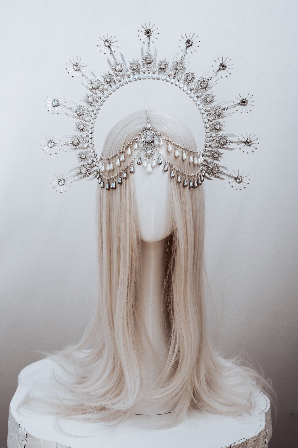 Silver Halo Crown, Bridal Goddess Headpiece, Celestial Wedding Tiara, Fantasy Festival Crown, Maternity Photoshoot, Ethereal Halo, Handmade