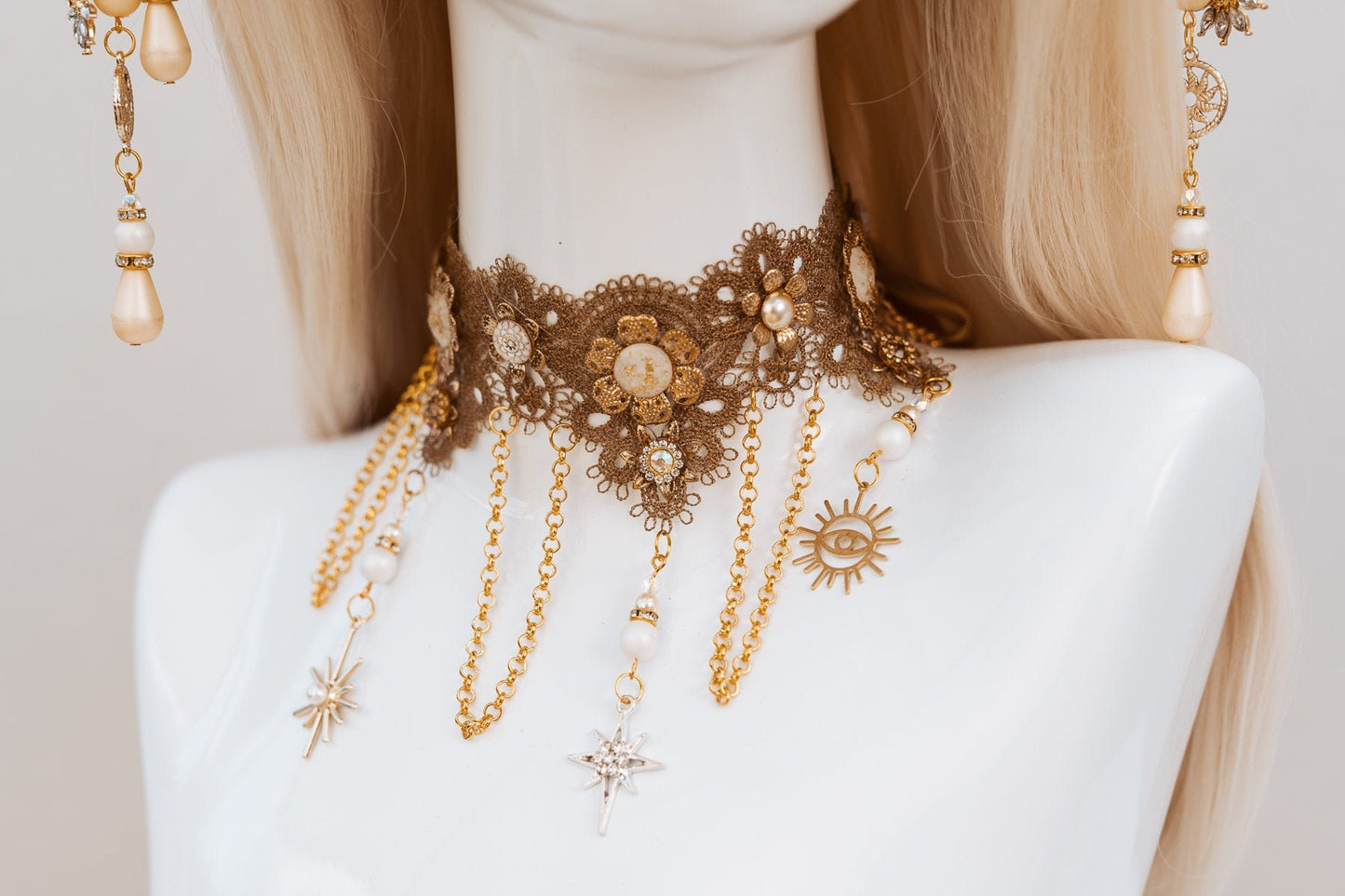 Lace Choker necklace, Gold Choker necklace, Chain Choker necklace, Glamour Choker, Party, Handmade necklace, Body Decoration Photo Props