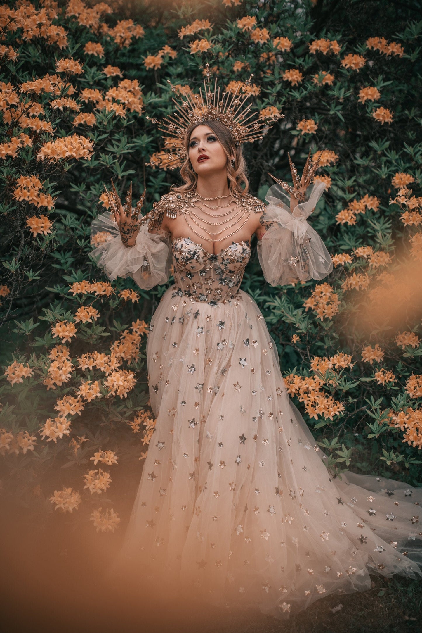 Boho style wedding halo crown, necklace and finger claws