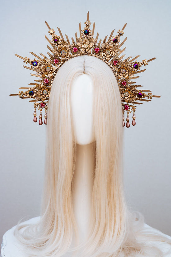 Gold Halo Crown, Celestial Goddess Headpiece, Regal Festival Tiara, Luxury Bridal Halo, Maternity Photoshoot, Statement Baroque Crown