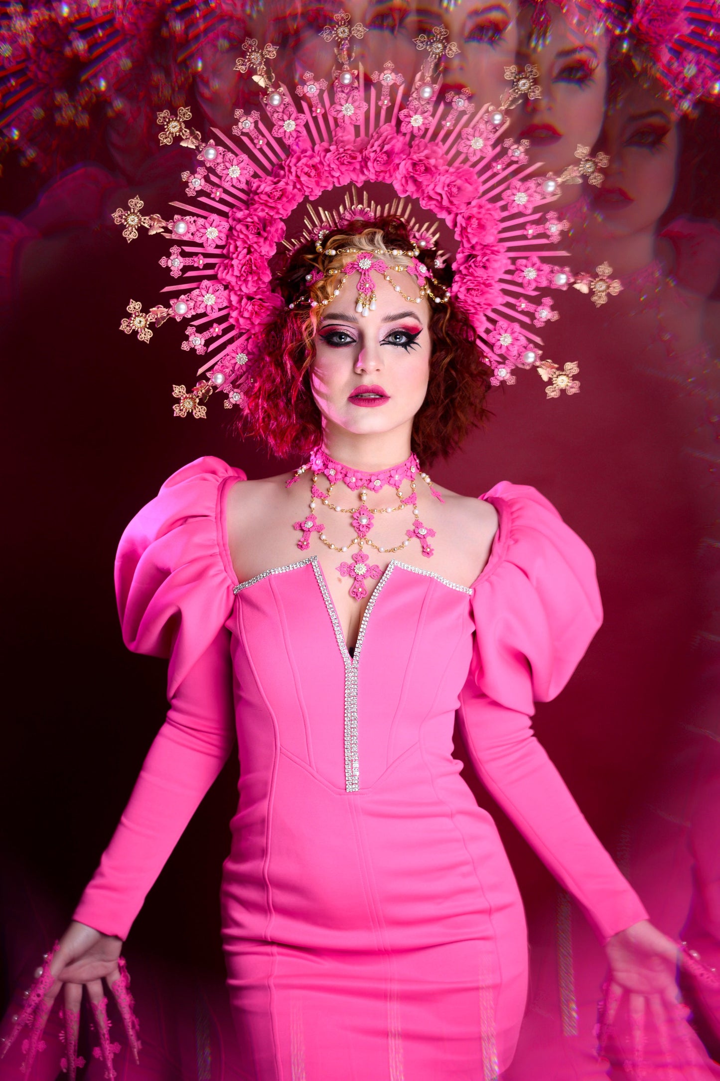 Gothic Barbie Crown, Pink Vampire Tiara, Dark Rose Headpiece, Halloween Headpiece, Pink Gothic Costume, Barbiecore Crown, Statement Halo