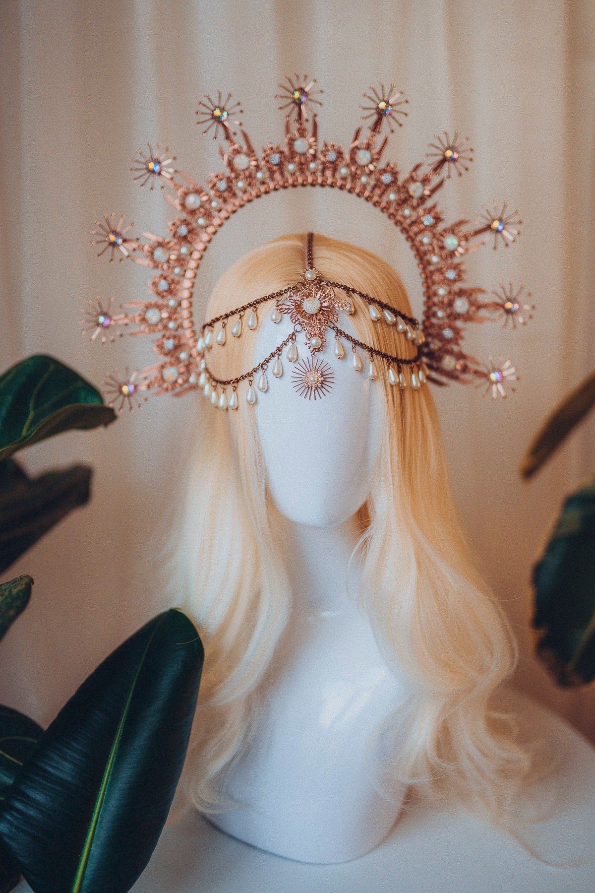 Golden Pearl, Halo Crown, Bridal Headpiece, Celestial Headdress, Festival Goddess, Wedding Tiara, Fantasy Costume, Sacred Ritual Crown