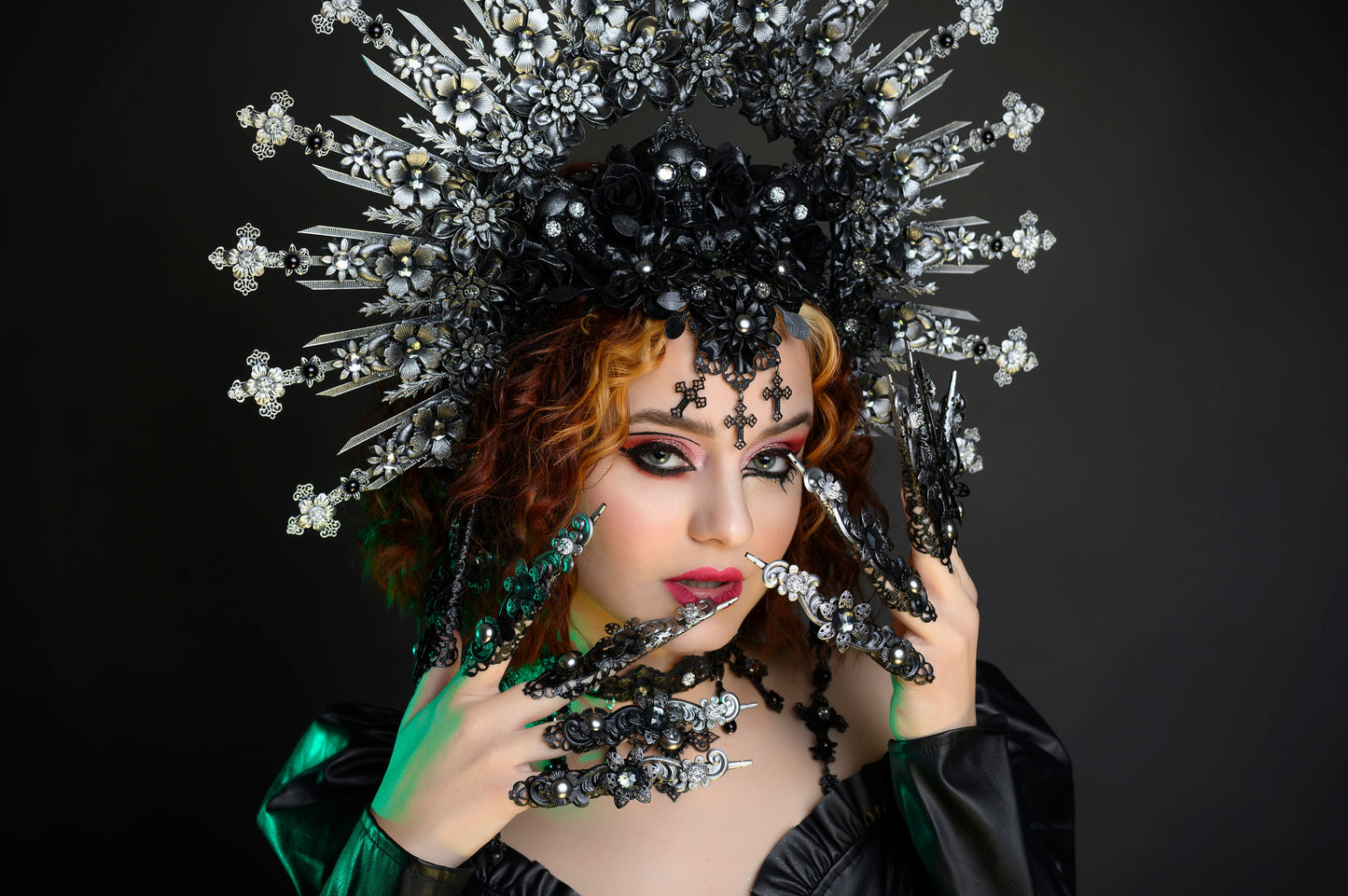 Gothic Cross Choker, Skull Necklace, Vampire Jewelry, Black Beaded Choker, Halloween Costume, Dark Queen Necklace, Baroque Witch Accessory