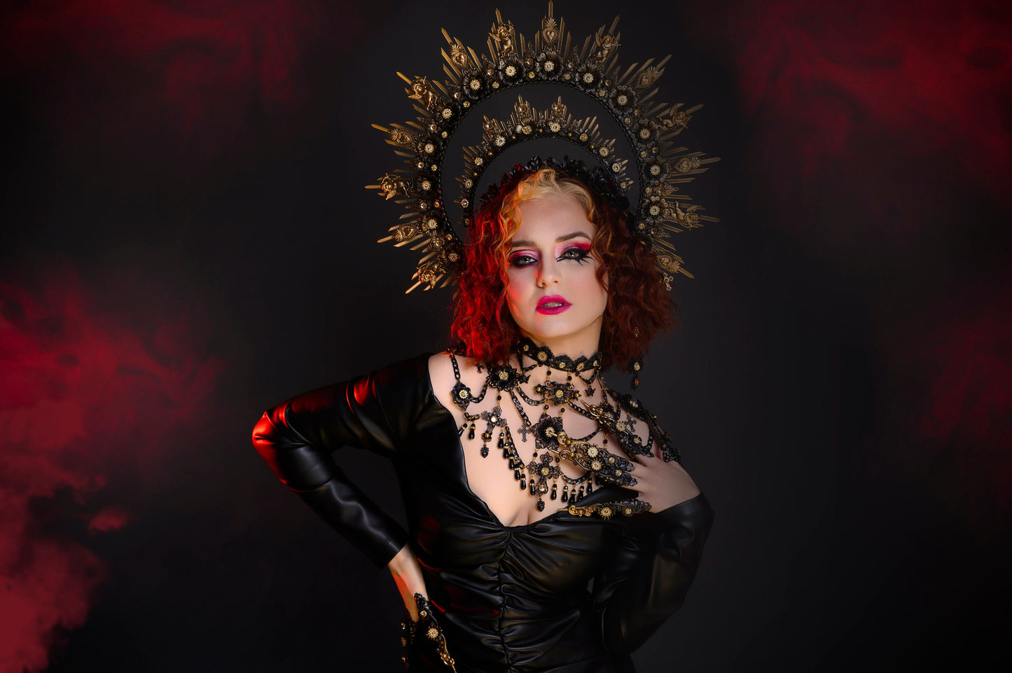 Gothic Halo Crown, Vampire Queen Headpiece, Black Gold Witch Crown, Halloween Headpiece, Dark Goddess Costume, Baroque Crown