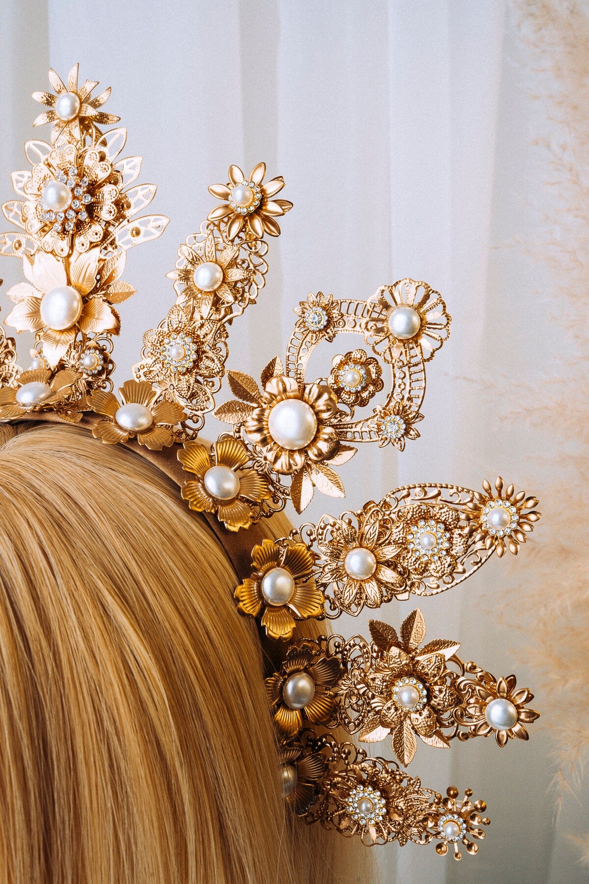 Golden Crown, Wedding Headpiece, Regal Halo, Pearl Tiara, Statement Crown, Bridal Crown, Gold Headpiece, Goddess Tiara, Festival Crown