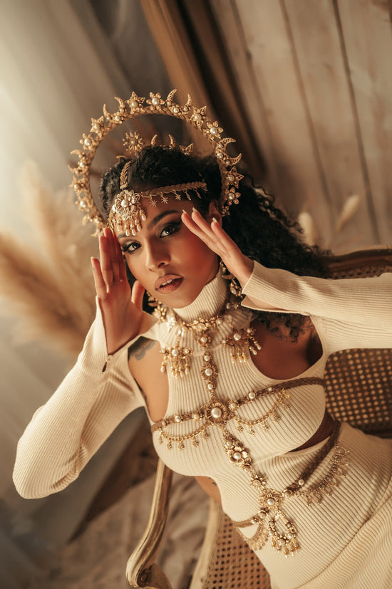 Gold Boho Halo Crown, Halo Headpiece, Festival crown, Festival headpiece, Glitter Crown, Burning Man, Festival Bride, Halo Headlights, Boho