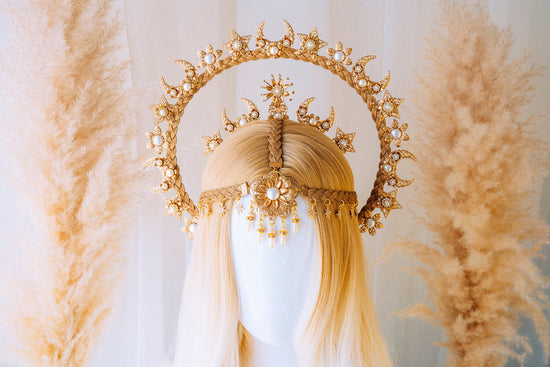 Gold Boho Halo Crown, Halo Headpiece, Festival crown, Festival headpiece, Glitter Crown, Burning Man, Festival Bride, Halo Headlights, Boho