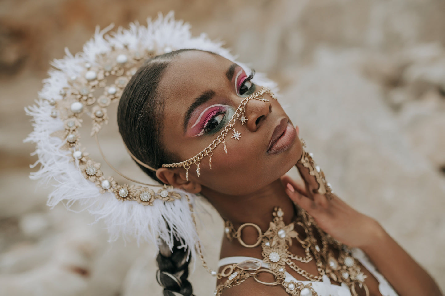 White Goddess Halo Crown, Festival Feather Headpiece, Boho Pearl Costume Tiara, Burning Man Bridal Crown, Celestial Headdress