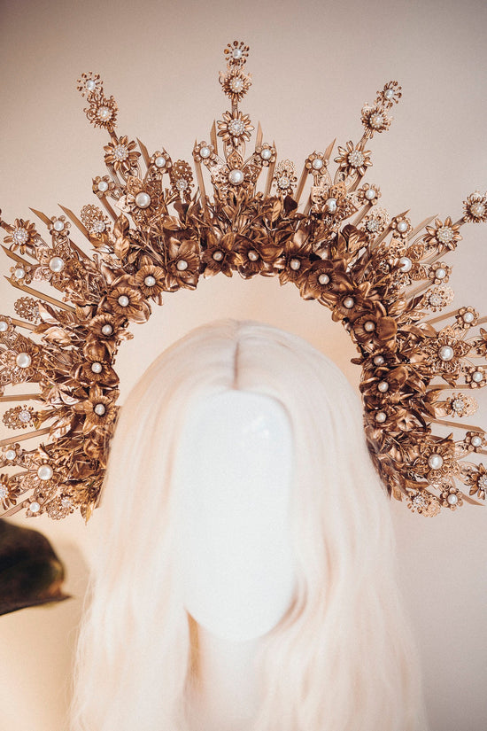 Flower Halo Crown, Halo Headpiece, Festival crown, Festival headpiece, Summer Outfit, Wedding Crown, Halo crown, Boho Wedding, Halo Headband