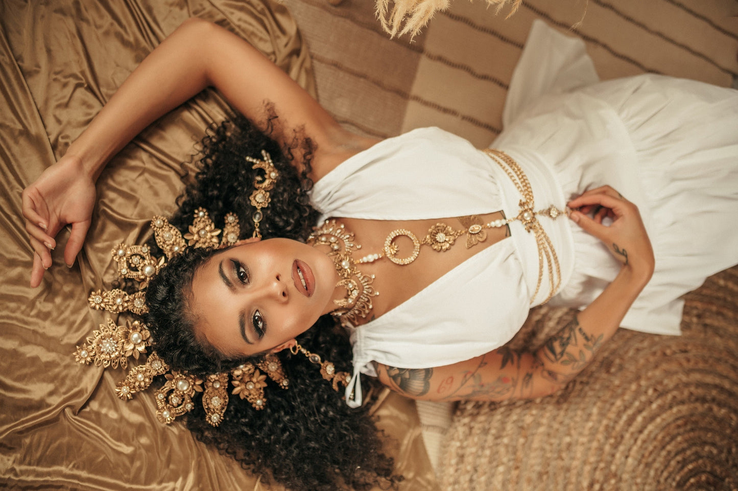 Golden Crown, Wedding Headpiece, Regal Halo, Pearl Tiara, Statement Crown, Bridal Crown, Gold Headpiece, Goddess Tiara, Festival Crown