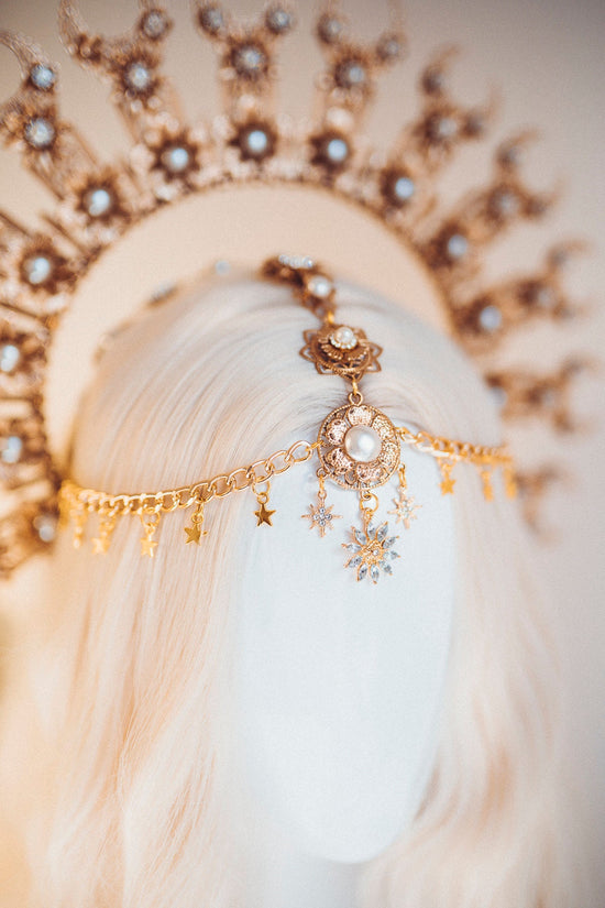 Moon Goddess Crown, Celestial Halo, Gold Crescent Crown, Bridal Halo, Festival Headpiece, Mystic Moon Tiara, Astrology Crown, Bohemian Halo