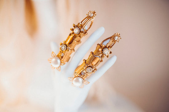 White Festival Finger Claws, Burning Man Nails, Boho Statement Jewelry, Costume Accessories, Goddess Jewelry, Nail Art