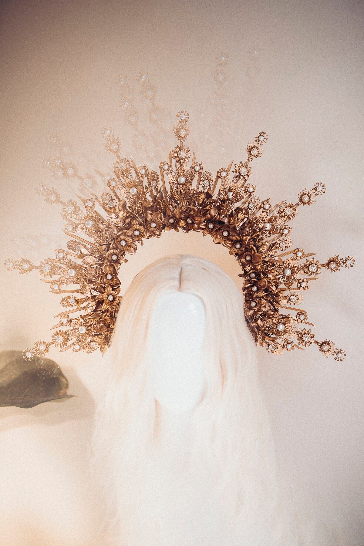 Flower Halo Crown, Halo Headpiece, Festival crown, Festival headpiece, Summer Outfit, Wedding Crown, Halo crown, Boho Wedding, Halo Headband