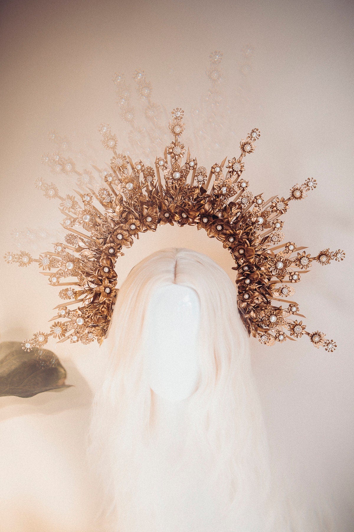 Flower Halo Crown, Halo Headpiece, Festival crown, Festival headpiece, Summer Outfit, Wedding Crown, Halo crown, Boho Wedding, Halo Headband