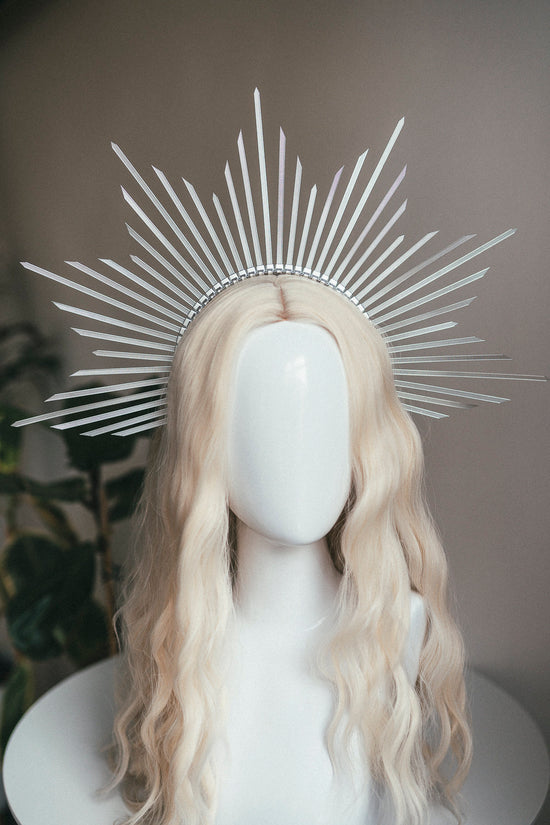 Gold Halo Crown, Sunburst Headpiece, Celestial Goddess Tiara, Festival Halo, Boho Wedding Crown, Statement Bridal Tiara, Handmade Headpiece