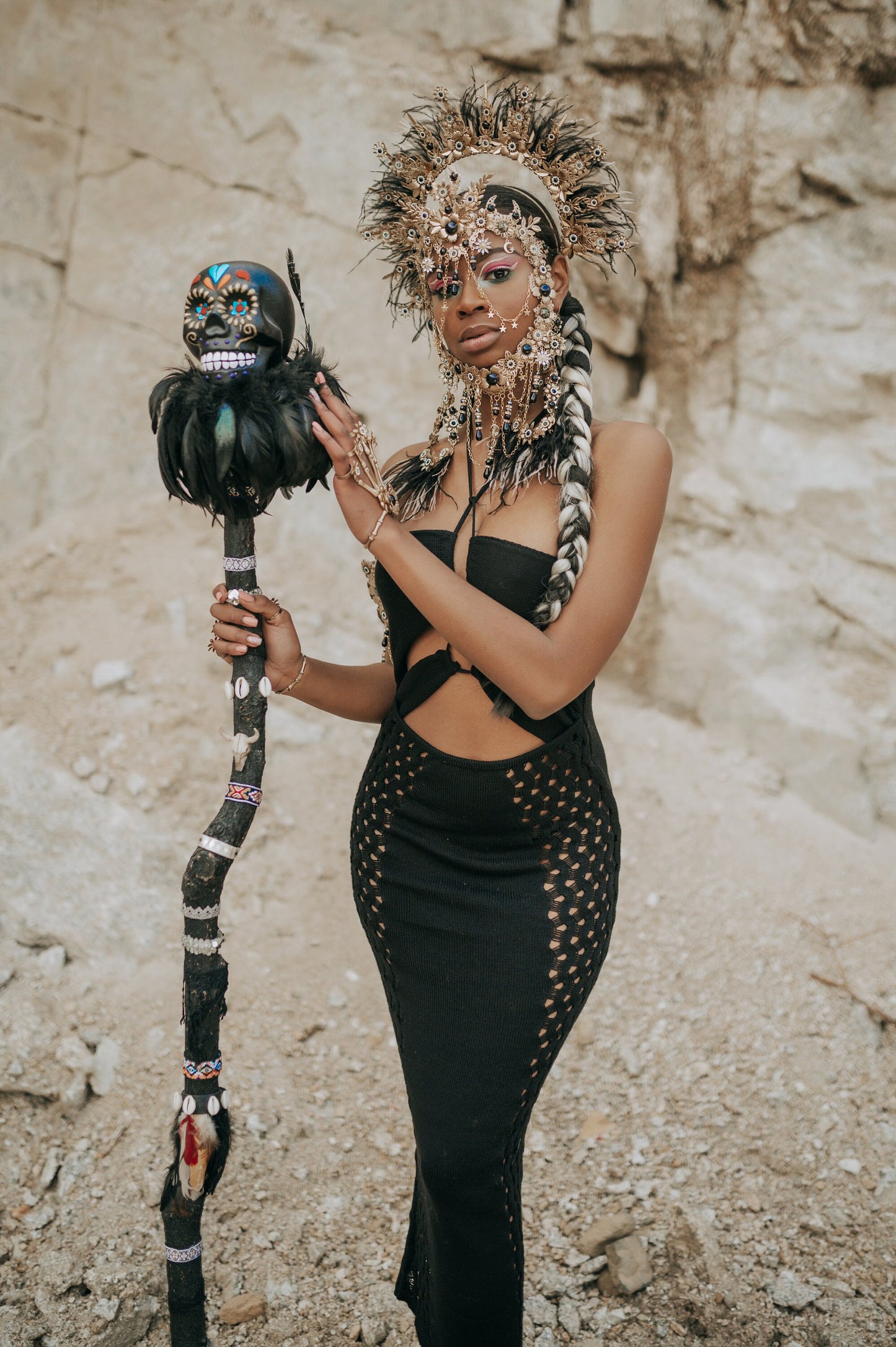 Dark Queen Halo Crown, Halloween Headpiece, Gothic Witch Costume Accessory, Voodoo Priestess Mask, Black Gold Festival Crown