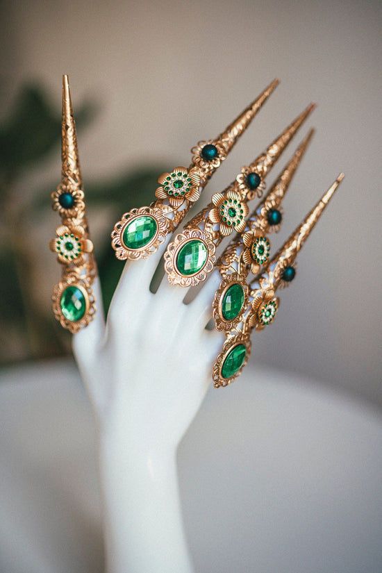 Gold Finger Claw 1 piece, Gold Bracelet, Nails Jewellery, Halloween, Gold Fingers, Sugar skull, Photo props, Zodiac