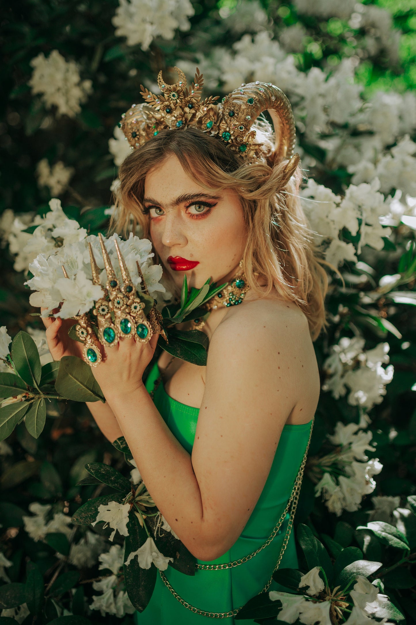 Gold Finger Claw 1 piece, Gold Bracelet, Nails Jewellery, Halloween, Gold Fingers, Sugar skull, Photo props, Zodiac