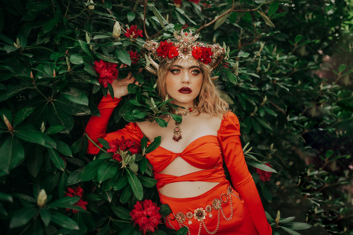 Red Belt with Flowers, Festival Belt, Festival Fashion, Burning Man Fashion, Photo props, Red Belt, Red Harness, Burning Man