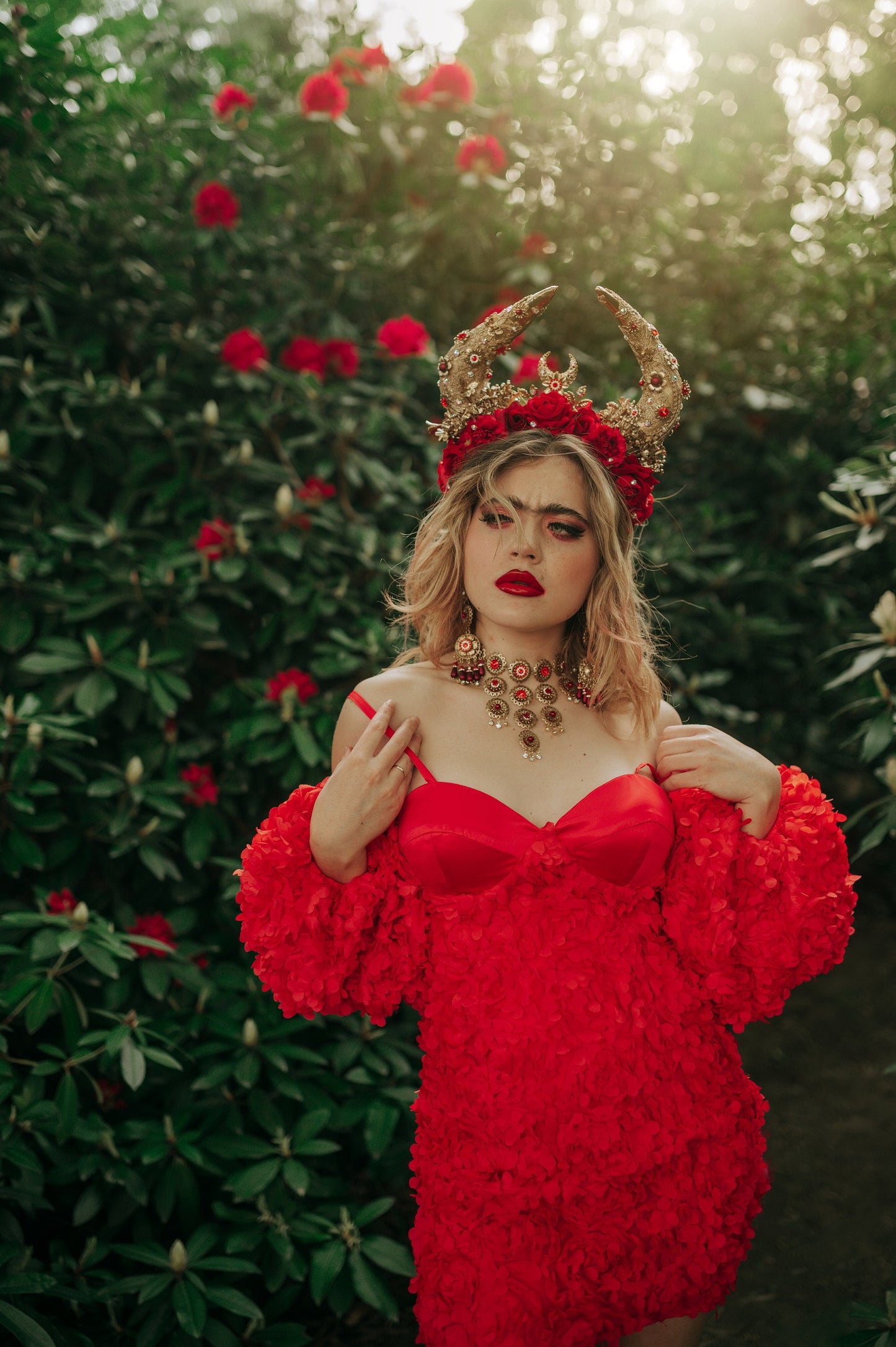 Taurus Horn Crown, Red Rose Headdress, Celestial Bull Halo, Floral Goddess Headpiece, Gold Horns Crown, Zodiac Festival Costume Accessory