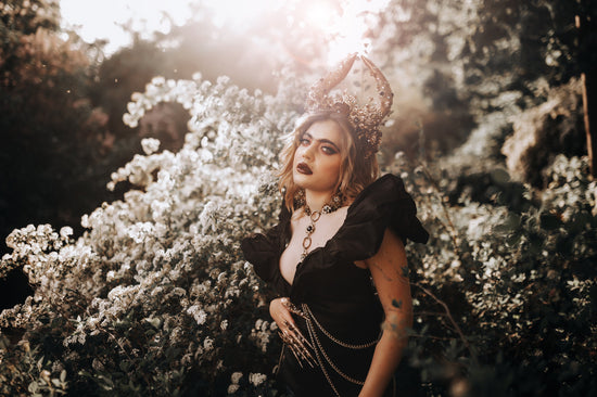 Gold Finger Claw 1 piece, Gold Bracelet, Nails Jewellery, Halloween, Paw up, Sugar skull, Photo props, Zodiac Sign, Ring