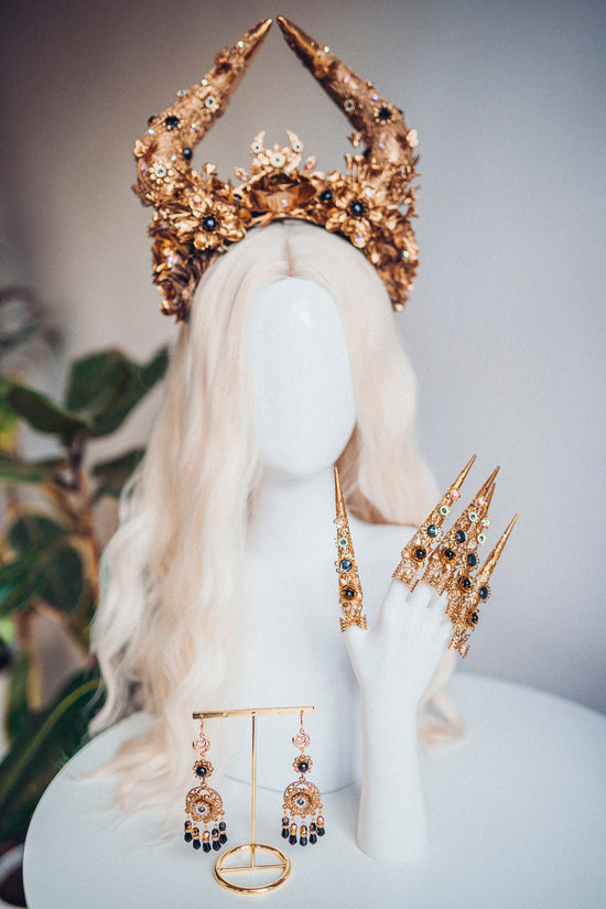 Gold Finger Claw 1 piece, Gold Bracelet, Nails Jewellery, Halloween, Paw up, Sugar skull, Photo props, Zodiac Sign, Ring