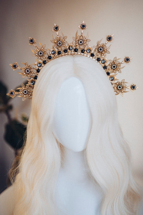 Gold halo crown with black stones, Halo headpiece, Festival crown, Festival headpiece, Wedding crown, Halo crown, Halloween costume, Fairy