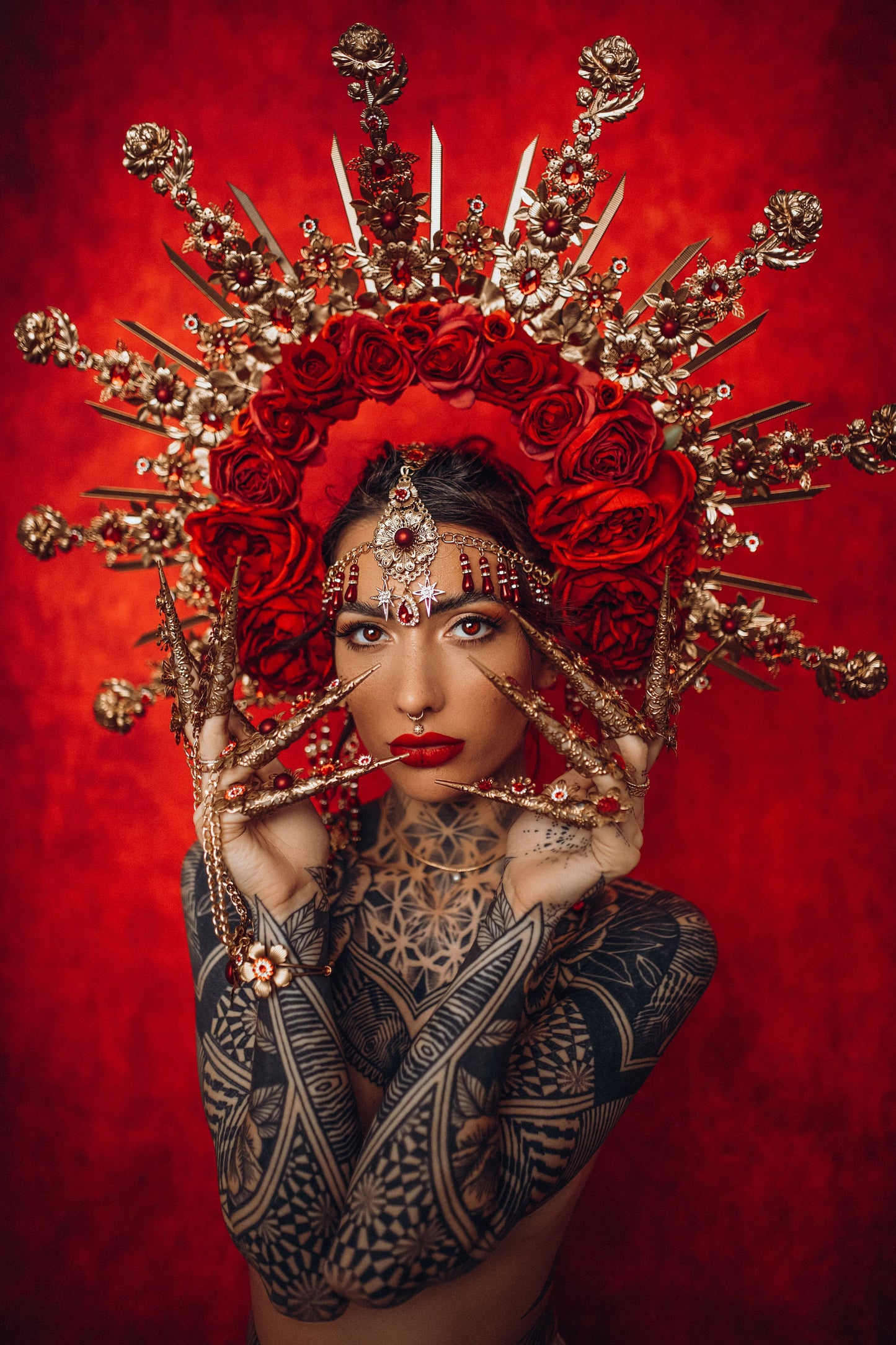 Flower Halo, Sun Jewellery, Moon child, Halo Headpiece, Halo Crown, Halo Headlights, Crown, Celestial, Headpiece, Pregnancy Photo, Goddess