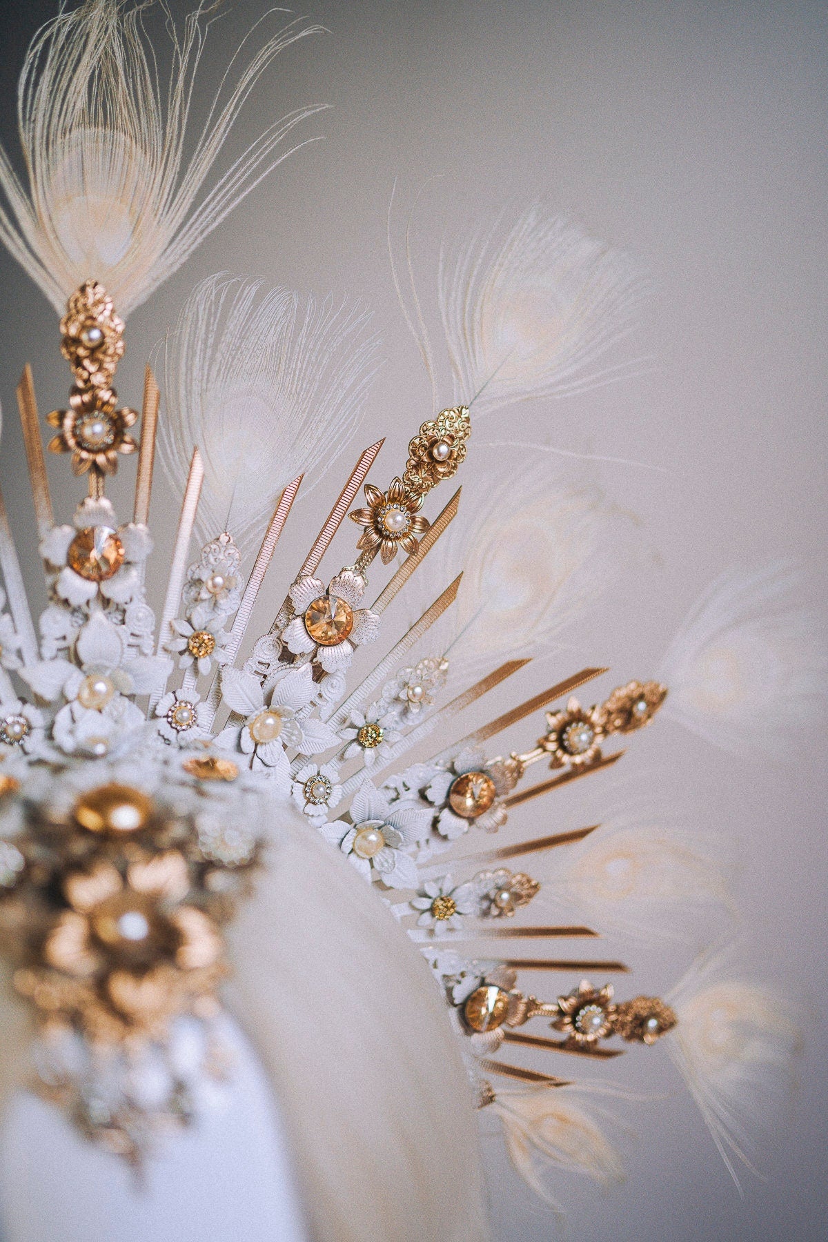 Celestial White Halo Crown, Bridal Headpiece, Goddess Tiara, Festival Crown, Wedding Halo, Peacock Feather Crown, Luxury Statement Headdress
