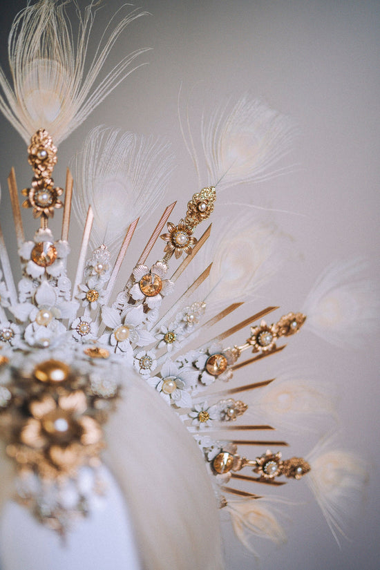 Celestial White Halo Crown, Bridal Headpiece, Goddess Tiara, Festival Crown, Wedding Halo, Peacock Feather Crown, Luxury Statement Headdress