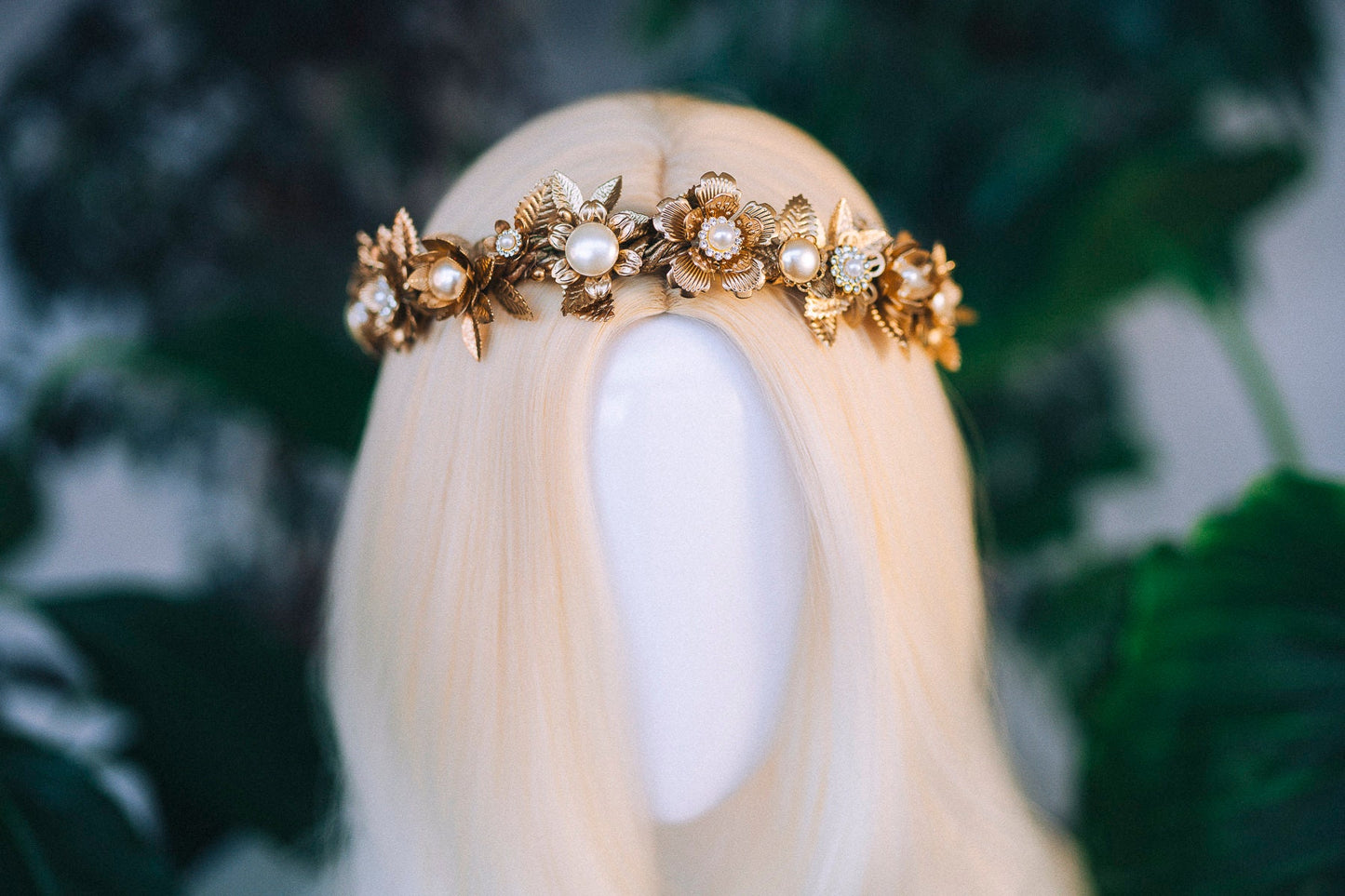 Golden Floral Crown, Wedding Flower Tiara, Boho Gold Headpiece, Pearl Bridal Crown, Handmade Goddess Halo, Rustic Bride Crown, Garden Tiara