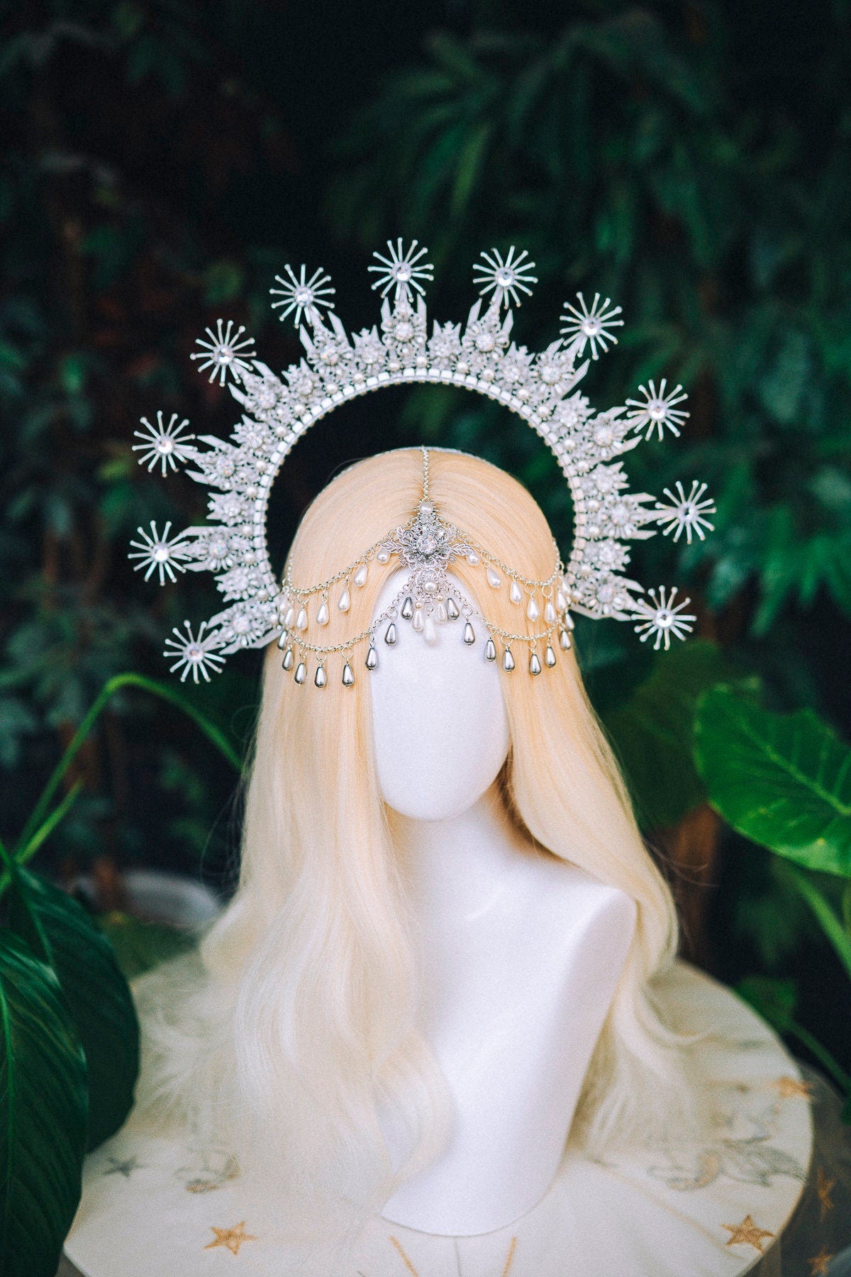 Silver Halo Crown, Bridal Goddess Headpiece, Celestial Wedding Tiara, Fantasy Festival Crown, Maternity Photoshoot, Ethereal Halo, Handmade
