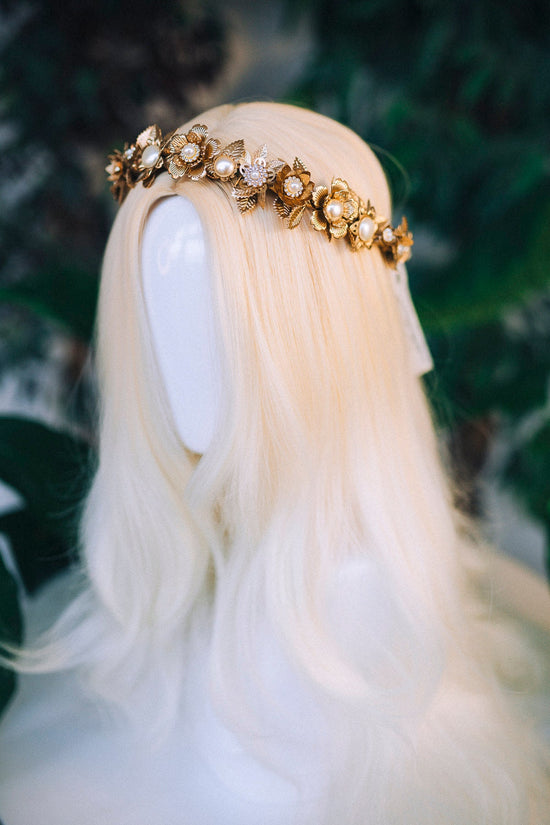 Golden Floral Crown, Wedding Flower Tiara, Boho Gold Headpiece, Pearl Bridal Crown, Handmade Goddess Halo, Rustic Bride Crown, Garden Tiara