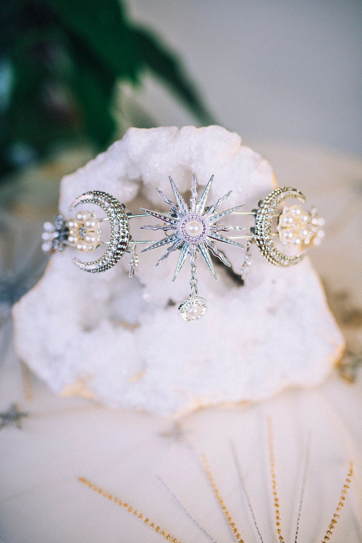 Celestial Silver Crown, Moon Star Headpiece, Lunar Goddess Tiara, Festival Halo Crown, Astrology Wedding Tiara, Boho Silver Headpiece