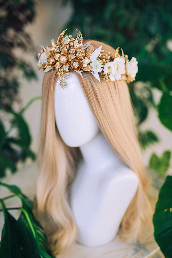Celestial Bridal Tiara, Gold Wedding Crown, White Floral Headpiece, Goddess Halo Tiara, Boho Festival Tiara, Maternity Photoshoot Crown