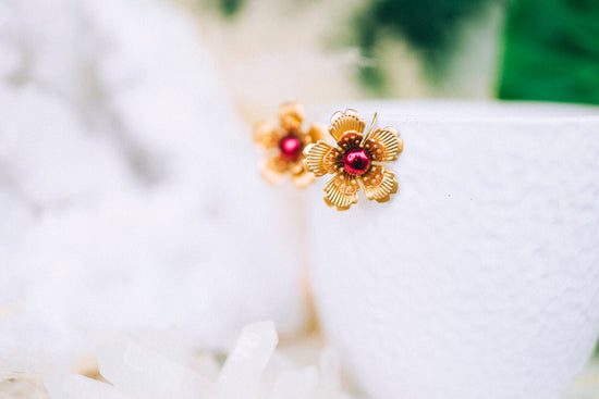 Flower earrings Festival earrings Gold Summer earrings Flower jewellery Wedding accessories Burgundy earrings Bridal earrings