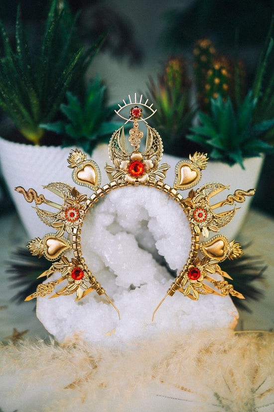 Sacred Heart Halo Crown, Gold Goddess Headdress, Celestial Headpiece, Wedding Statement Tiara, Boho Festival Crown, Luxury Halo Design