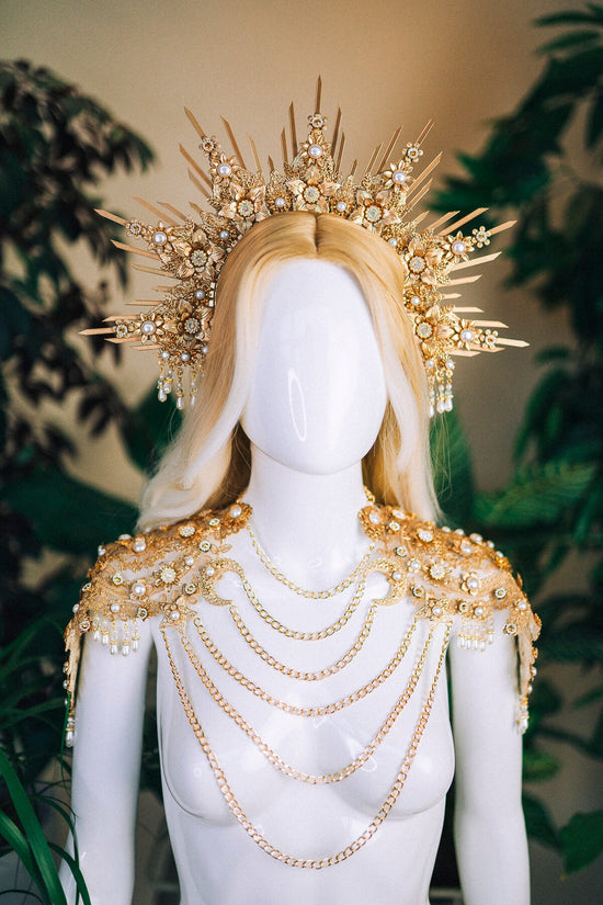 White variant of Celestial Wedding Set