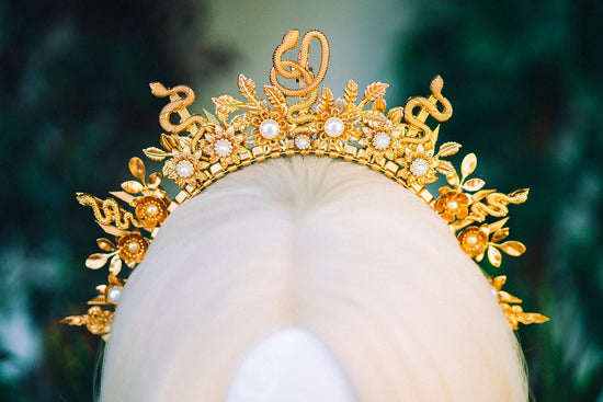 Golden Serpent Crown, Mystical Goddess Tiara, Snake Halo Crown, Occult Wedding Headpiece, Festival Tiara,Celestial Serpent Crown for Rituals