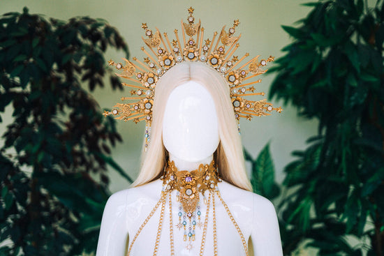 Gold Halo Crown, Celestial Butterfly Headpiece, Festival Tiara, Luxury Bridal Halo, Maternity Photoshoot, Statement Crown, Divine Headpiece