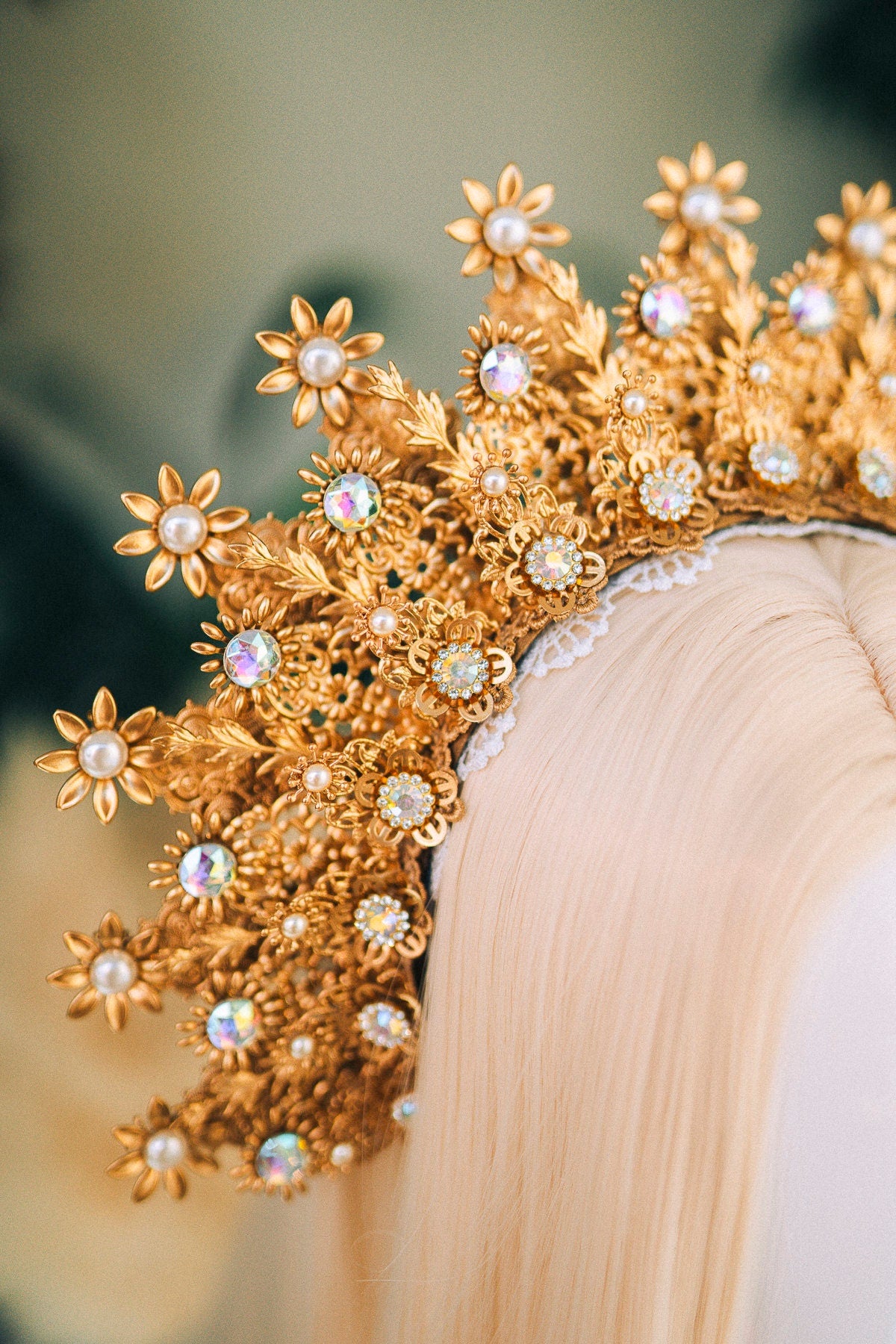 SALE Gold Halo Crown, Celestial Wedding Tiara, Bohemian Festival Headpiece, Goddess Halo, Sunburst Crown, Regal Bridal Tiara, Gold Crown