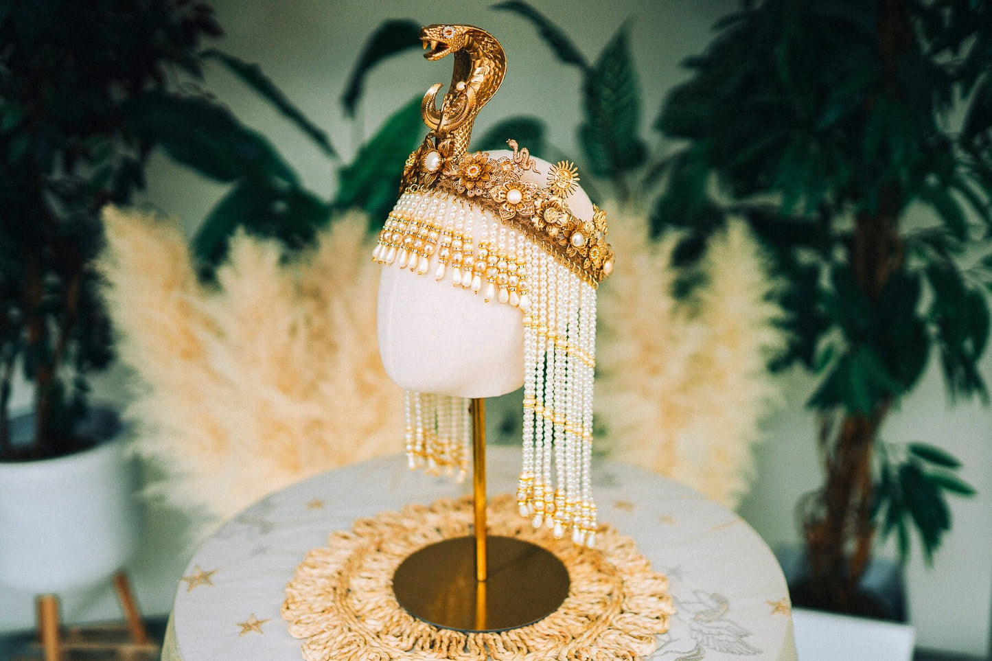 Cleopatra Pearl Crown, Egyptian Queen Crown, Festival Headpiece, Carnival Cleopatra Crown, Luxury Carnival Crown, Halloween Cleopatra Crown