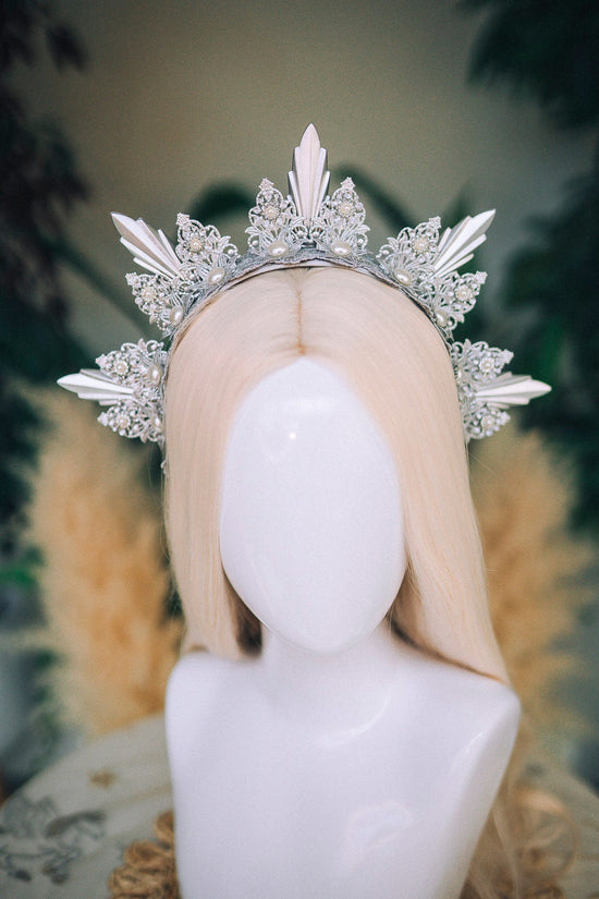 Celestial Ice Queen Crown, Silver Halo Tiara, Snow Queen Headpiece, Fantasy Bridal Crown, Pearl Spikes, Winter Crown, Handmade Headpiece