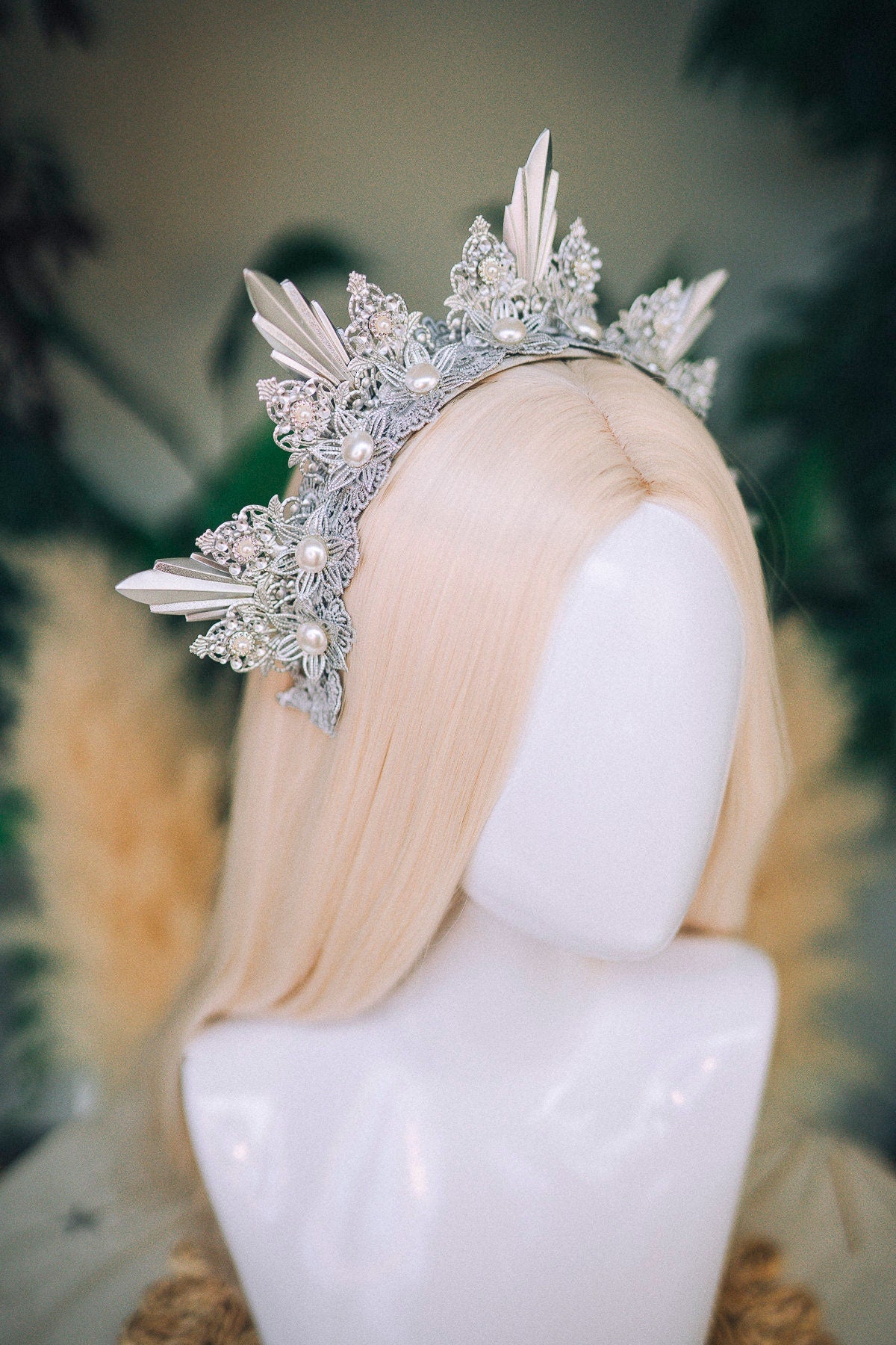 Celestial Ice Queen Crown, Silver Halo Tiara, Snow Queen Headpiece, Fantasy Bridal Crown, Pearl Spikes, Winter Crown, Handmade Headpiece