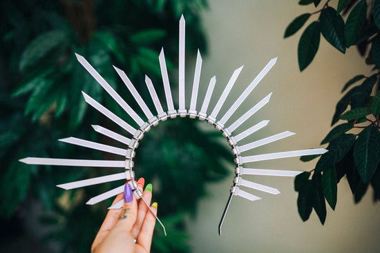 Gold halo crown, Halo crown, Halo headband, Wedding crown, Bridal headpiece, Wedding hair accessories, Gold crown, Bridal crown