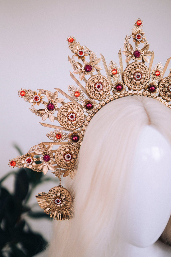 Golden Boho Halo Crown, Sun Goddess Headpiece, Festival Crown, Statement Bridal Tiara, Sunburst Headdress, Gold Halo, Bohemian Wedding