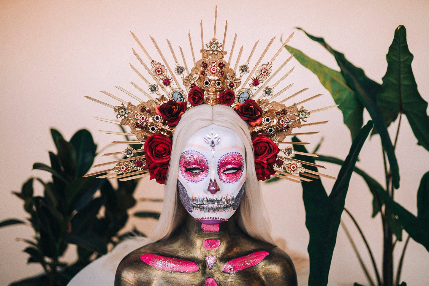 La Catrina Crown, Gold Skull Headdress, Dia de los Muertos Headpiece, Flower Crown, Mexican Halo Tiara, Red Rose Crown, Day of the Dead