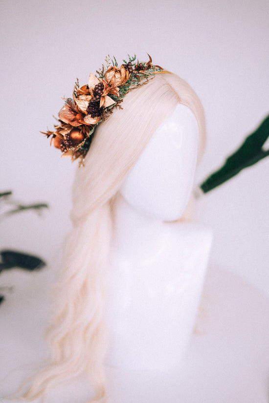 Christmas flower crown, Christmas hair wreath, Christmas wreath, Christmas party, Christmas outfit, Flower headband, Christmas headband