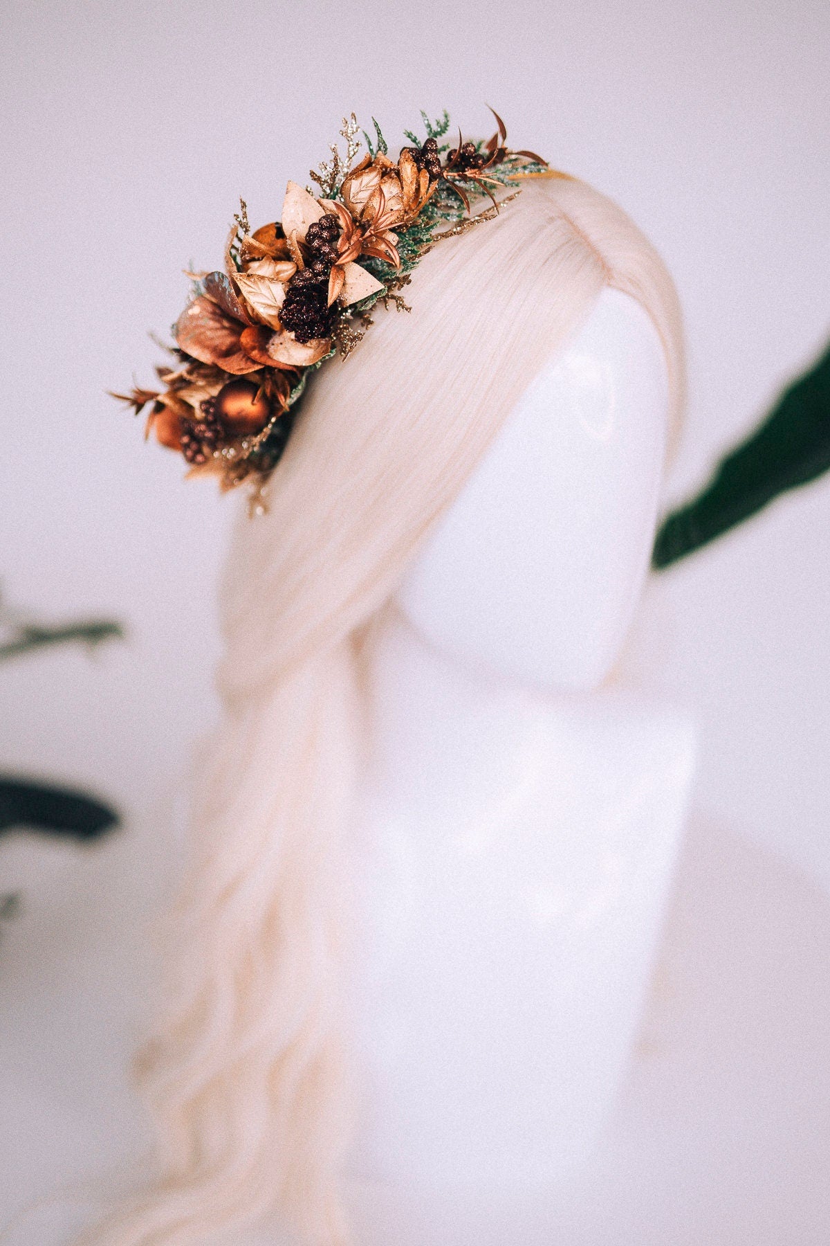 Christmas flower crown, Christmas hair wreath, Christmas wreath, Christmas party, Christmas outfit, Flower headband, Christmas headband